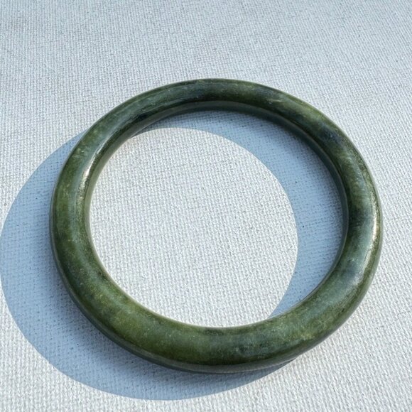 Jade Bangle Vintage Bracelet Estate 7” Natural - 173 carats - Picture 1 of 10